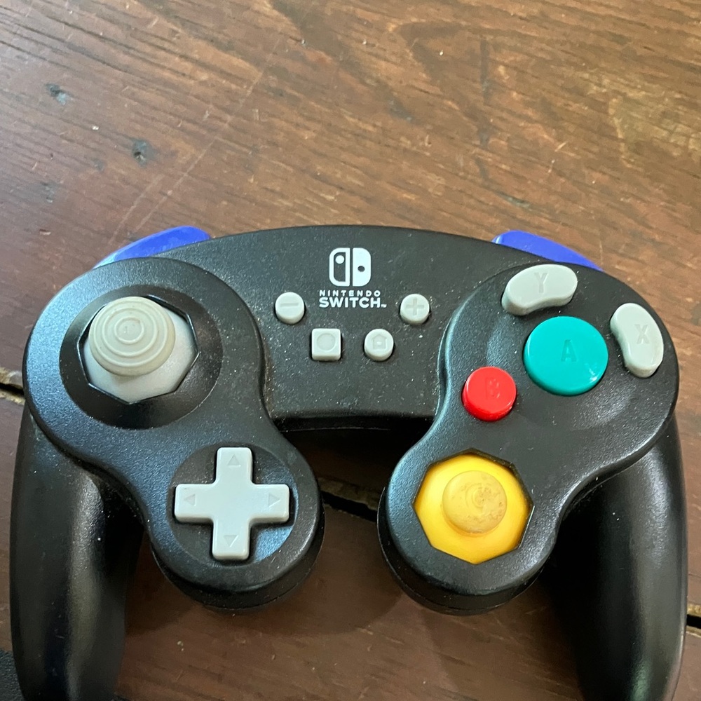 Nintendo Black GameCube-Style Controller for Nintendo switch weird controller